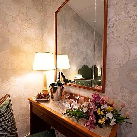 Venus 4* Rome